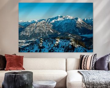 Winteruitzicht op de Zugspitze boven Reutte van Leo Schindzielorz