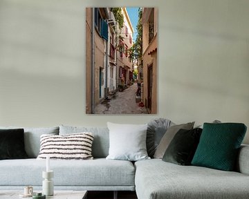Une petite ruelle méditerranéenne, vieille ville de Baska Croatie sur Fotos by Jan Wehnert