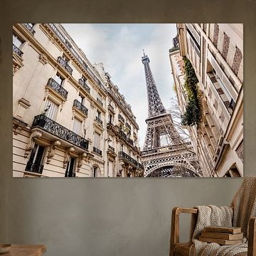Magnifique Tour Eiffel avec rue française, Paris