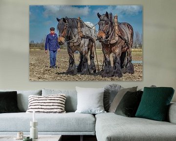 Landwirt mit Zugpferden von Lisette van Peenen