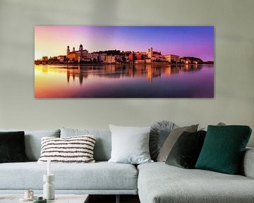 Passau Skyline Panorama im Sonnenuntergang von Frank Herrmann