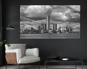 Skyline Rotterdam Westerkade vanaf Katendrecht (zwart wit) van Rick Van der Poorten