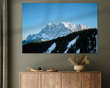 Zugspitze in winterkleed van Leo Schindzielorz