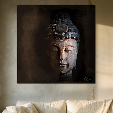 Budha met diep blauwe accenten 