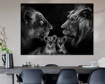 Famille de lions avec 2 petits sur Bert Hooijer