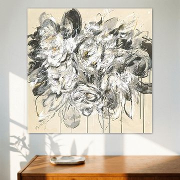 Blumen- Strauß, schwarz- weiß- beige, abstrakt