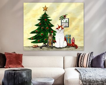 Kater Möhrchen und Kätzchen Juni vor dem Tannenbaum von Sandra Steinke