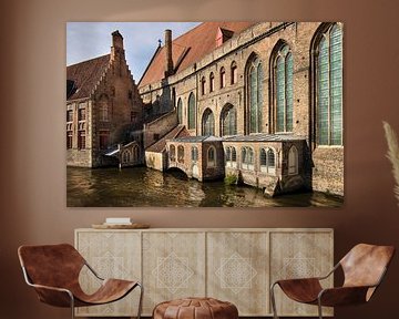 Brugge België zicht over water op Sint-Janshospitaal