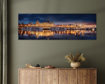 Skyline panorama van de stad Dresden in Saksen. van Voss Fine Art Fotografie