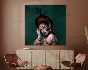 Vrouw met Vlinder Tatoeages van OEVER.ART