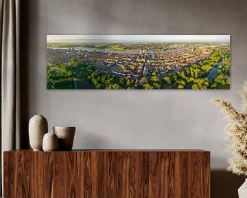 Panorama aérien de Kampen en soirée au printemps sur Sjoerd van der Wal Photographie