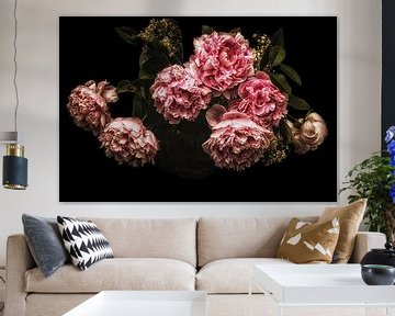 Beautifully Fading Flowers - Dark Vintage sur marlika art