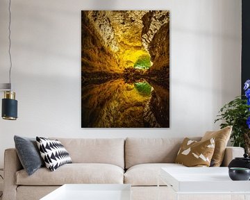 Cueva de los verdes by Laurens de Waard